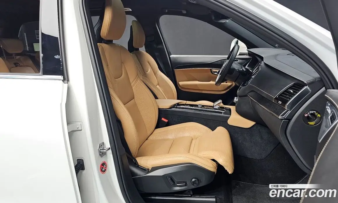 Volvo XC90 2021 2.0 автомат (гидро), фото 16