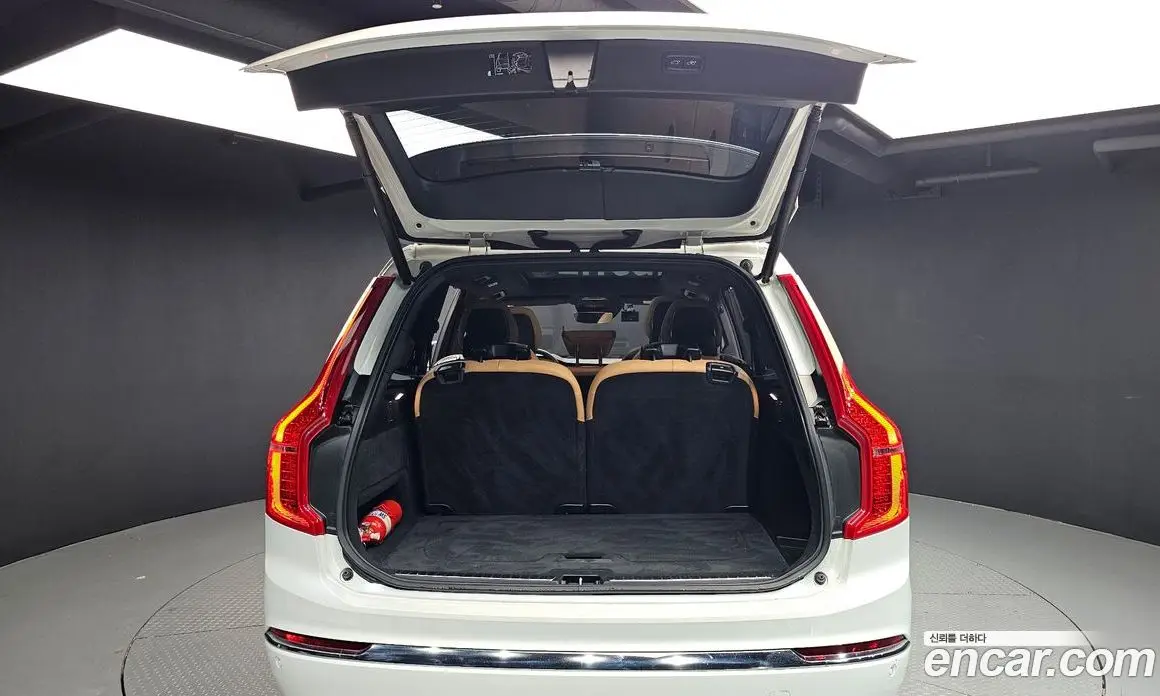 Volvo XC90 2021 2.0 автомат (гидро), фото 36