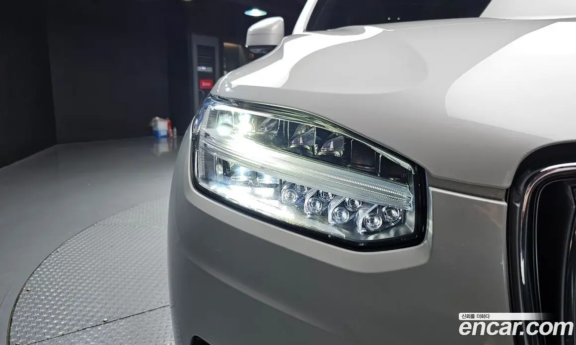 Volvo XC90 2021 2.0 автомат (гидро), фото 8