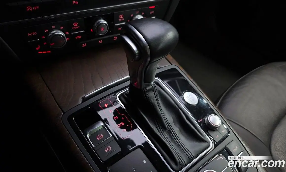 Audi A6 2014 2.0 автомат (гидро), фото 9