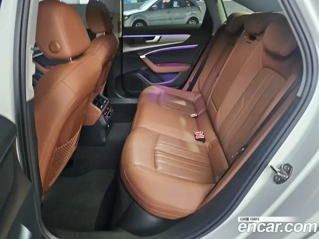 Audi A6 2020 2.0 автомат (гидро), миниатюра 10