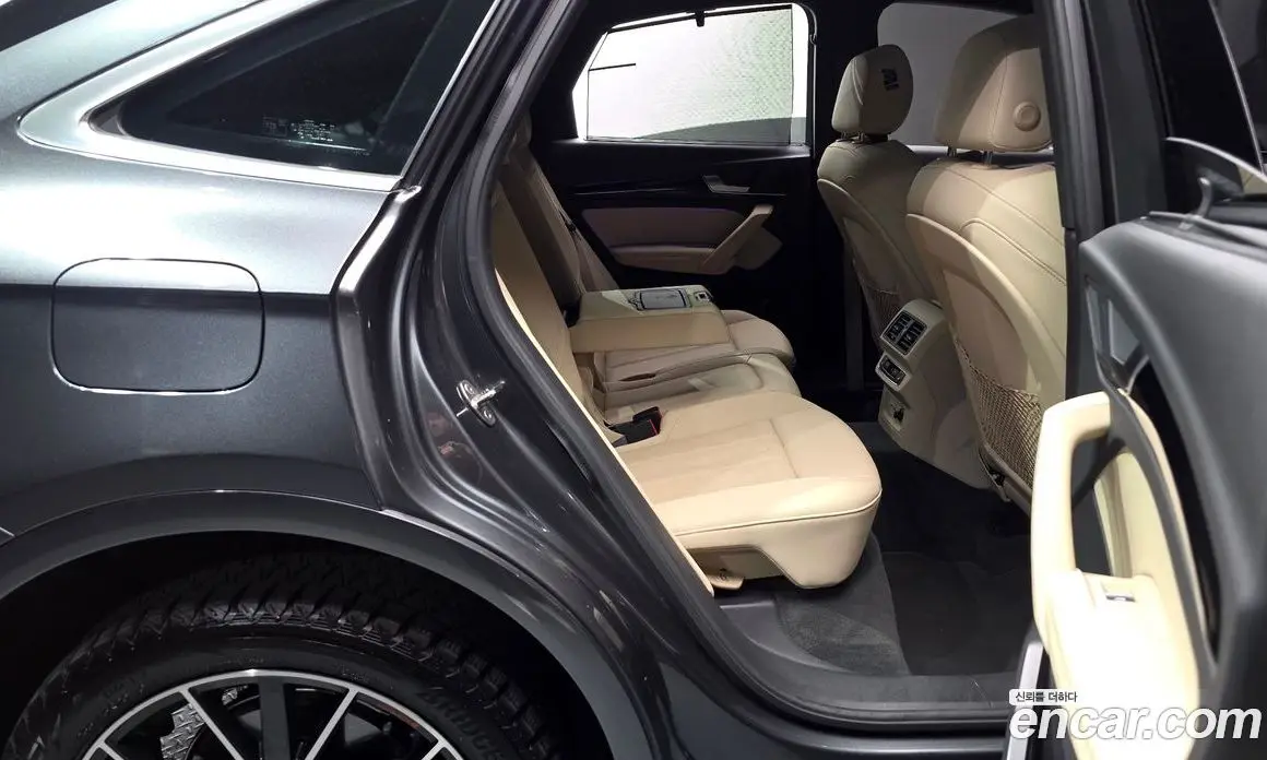 Audi Q5 2022 2.0 автомат (гидро), фото 17