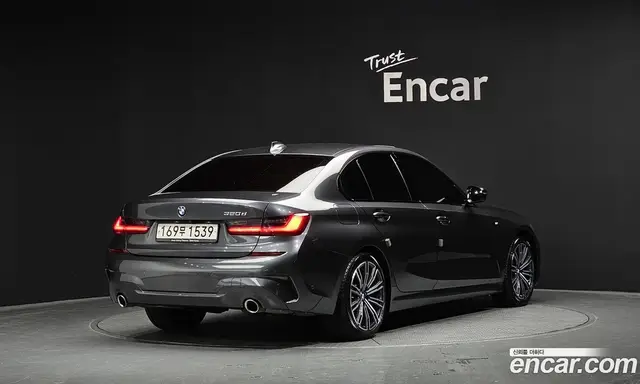 BMW 3 серия, 2019, 105 228 км