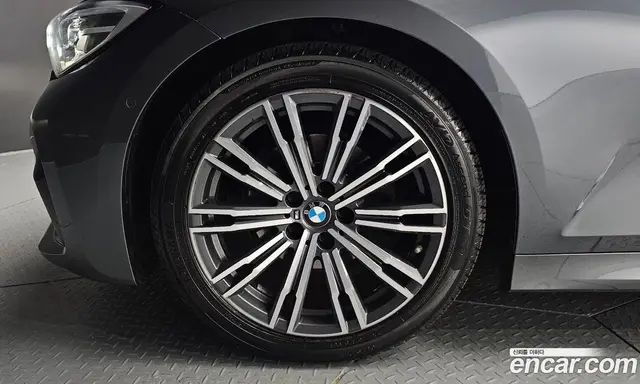 BMW 3 серия 2019 2.0 автомат (гидро), миниатюра 4