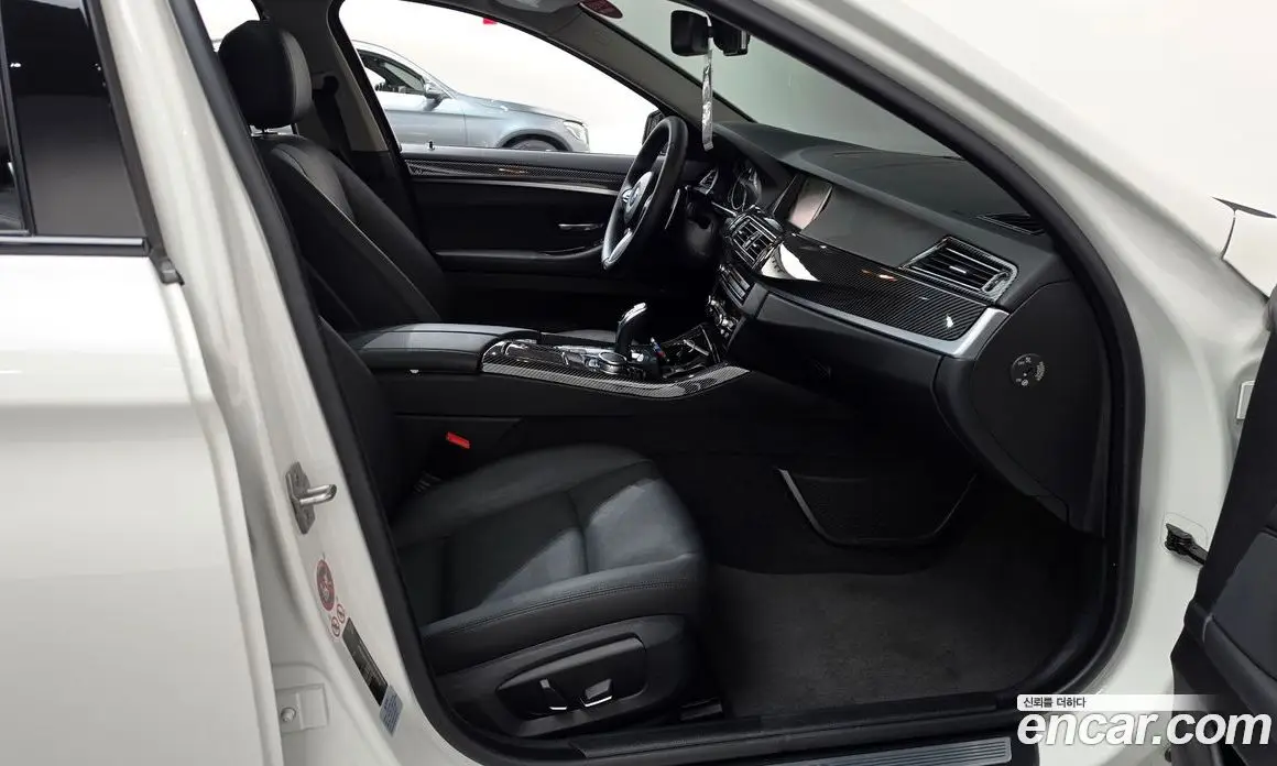 BMW 5 серия 2016 2.0 автомат (гидро), фото 11
