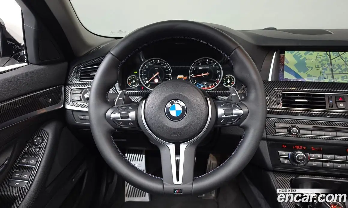 BMW 5 серия 2016 2.0 автомат (гидро), фото 13