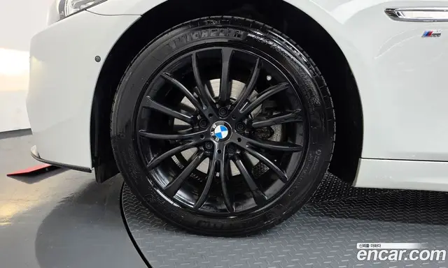 BMW 5 серия 2016 2.0 автомат (гидро), миниатюра 5