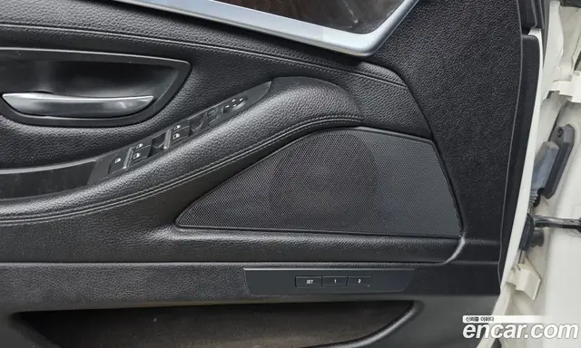 BMW 5 серия 2016 2.0 автомат (гидро), миниатюра 11