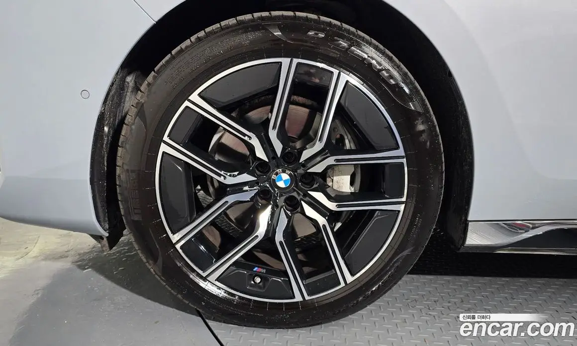 BMW 7 серия 2025 3.0 автомат (гидро), фото 5