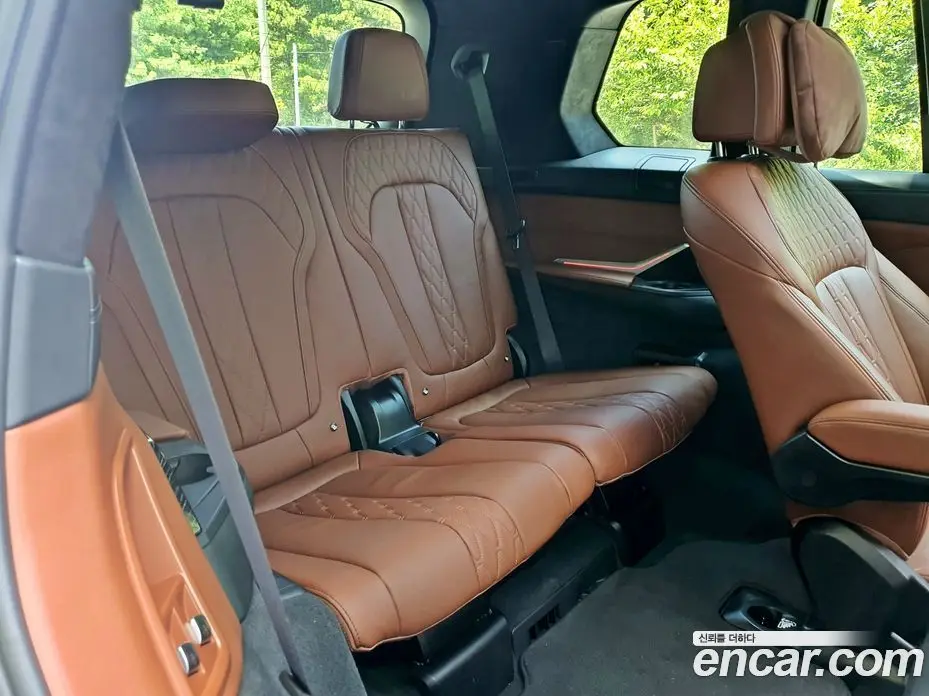 BMW X7 2021 3.0 автомат (гидро), фото 8