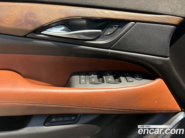 Cadillac Escalade 2017 6.2 автомат (гидро), миниатюра 9 Cadillac Escalade 2017 6.2 автомат (гидро), миниатюра 9