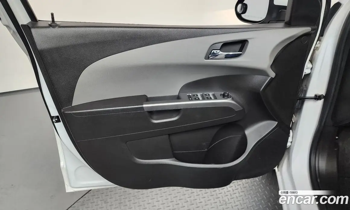 Chevrolet Aveo 2017 1.4 автомат (гидро), фото 14