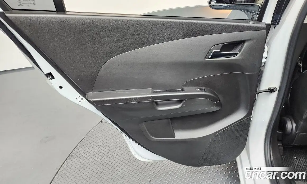 Chevrolet Aveo 2017 1.4 автомат (гидро), фото 15