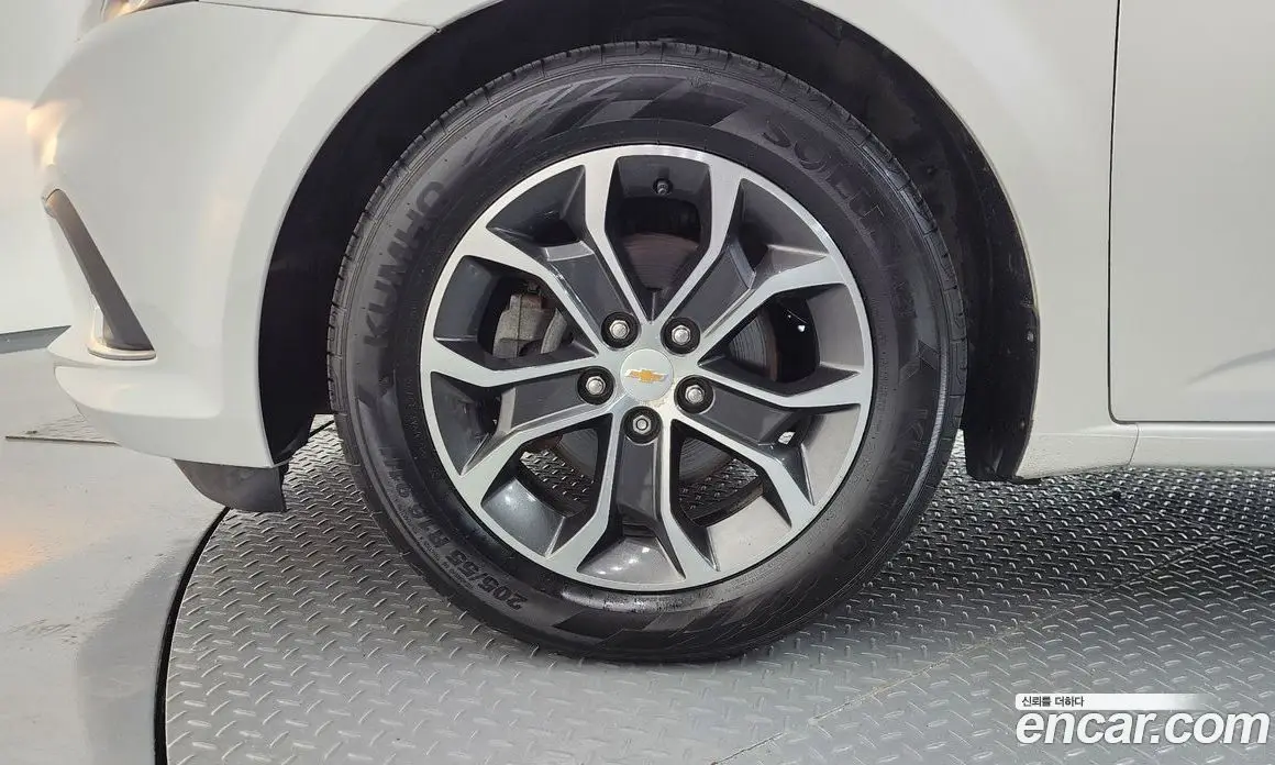 Chevrolet Aveo 2017 1.4 автомат (гидро), фото 5