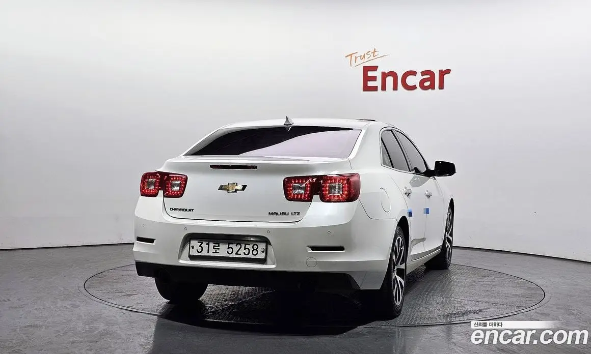 Chevrolet Malibu 2015 2.4 автомат (гидро), фото 4
