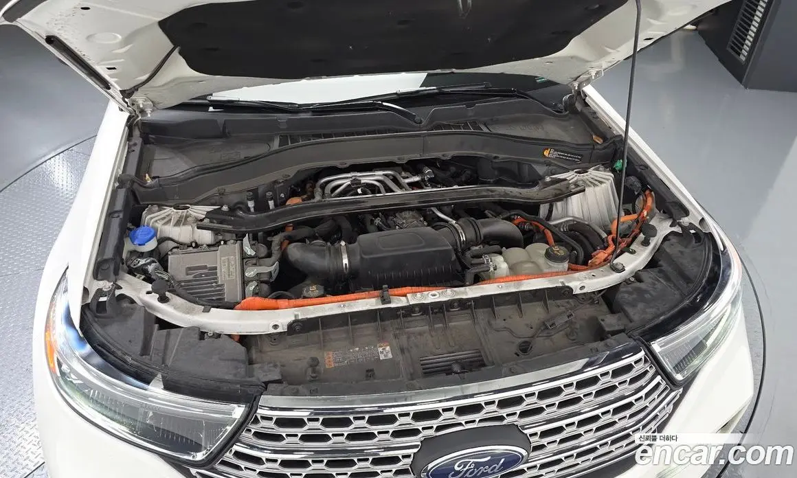Ford Explorer 2021 3.0 автомат (гидро), фото 6