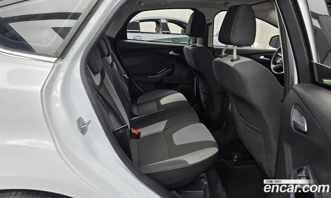 Ford Focus 2014 2.0 автомат (гидро), фото 12