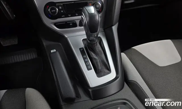 Ford Focus 2014 2.0 автомат (гидро), миниатюра 9