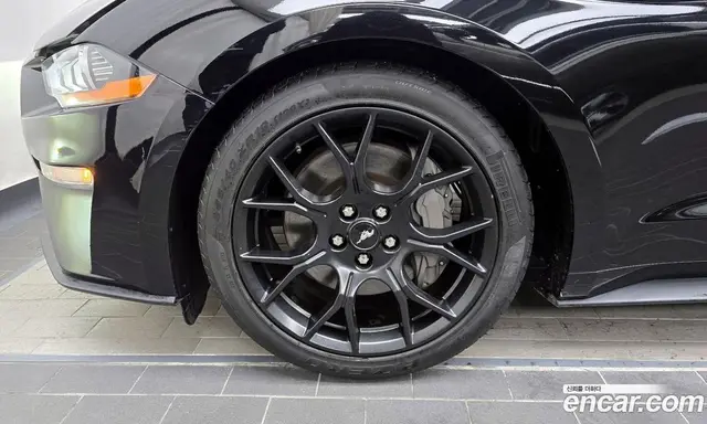 Ford Mustang 2022 2.3 автомат (гидро), миниатюра 5
