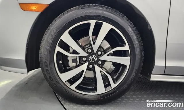 Honda Odyssey 2019 3.5 автомат (гидро), миниатюра 5