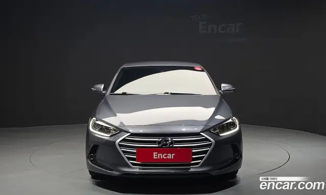 Hyundai Avante 2017 1.6 автомат (гидро), миниатюра 3