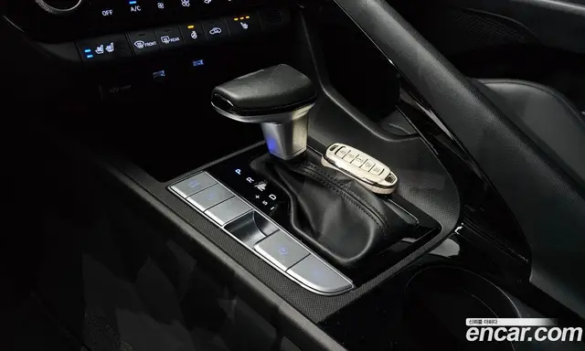 Hyundai Avante 2020 1.6 автомат (гидро), миниатюра 11
