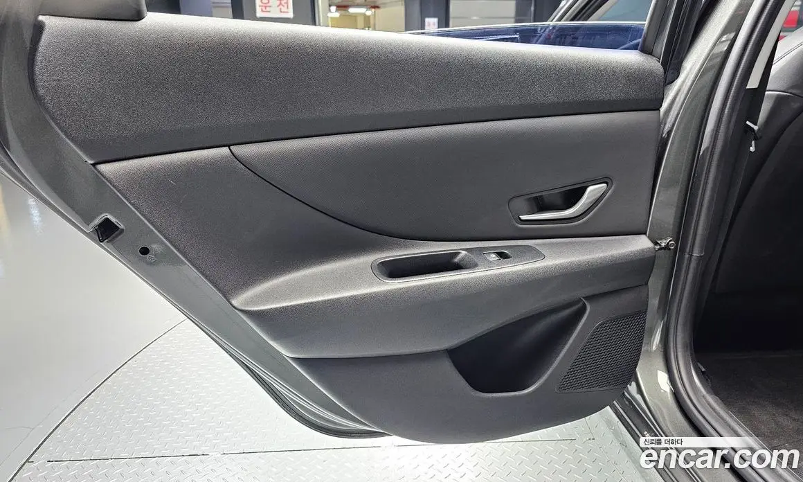 Hyundai Avante 2020 1.6 автомат (гидро), фото 14