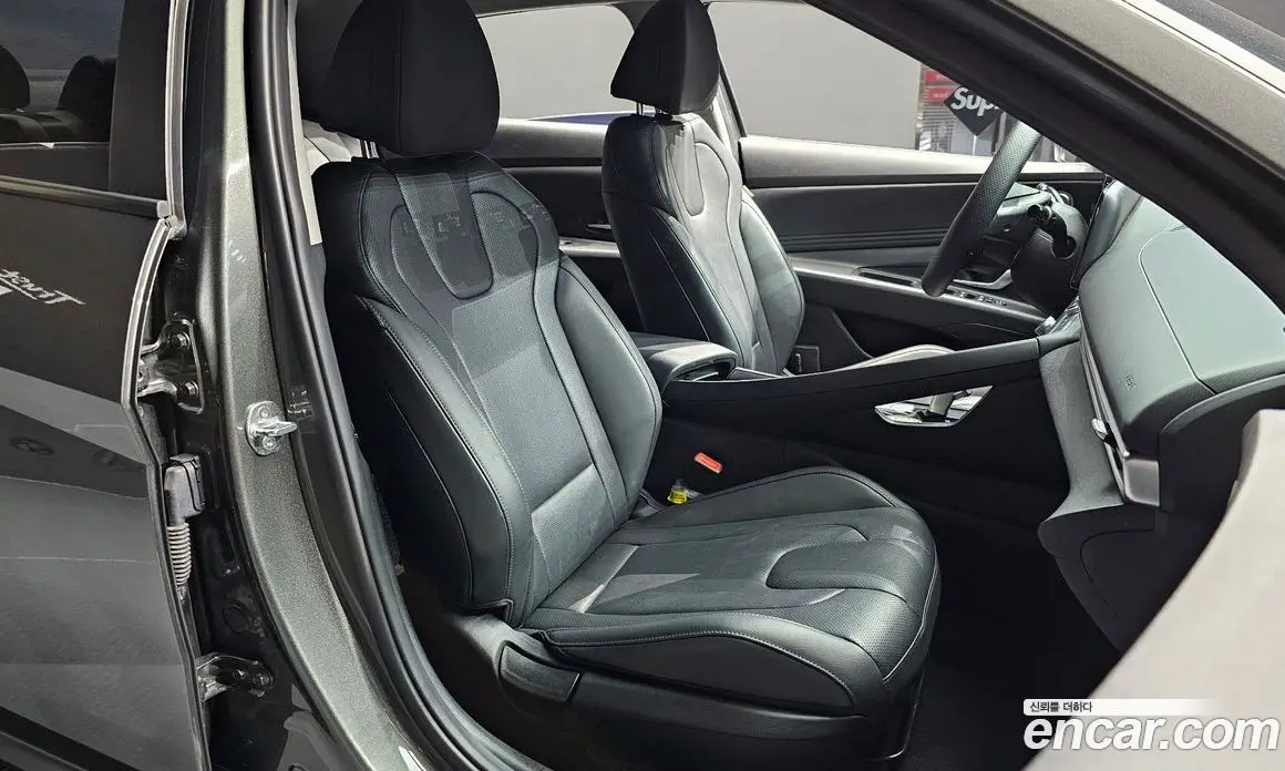 Hyundai Avante 2020 1.6 автомат (гидро), фото 17