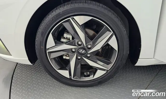 Hyundai Avante 2021 1.6 автомат (гидро), миниатюра 5