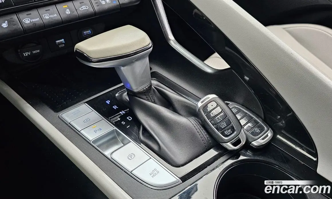 Hyundai Avante 2021 1.6 автомат (гидро), фото 9