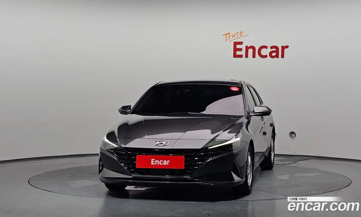 Hyundai Avante 2022 1.6 автомат (гидро), фото 3
