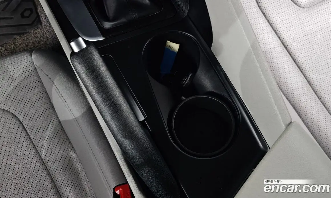 Hyundai Avante 2022 1.6 автомат (гидро), фото 30