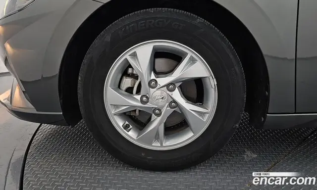Hyundai Avante 2022 1.6 автомат (гидро), миниатюра 5