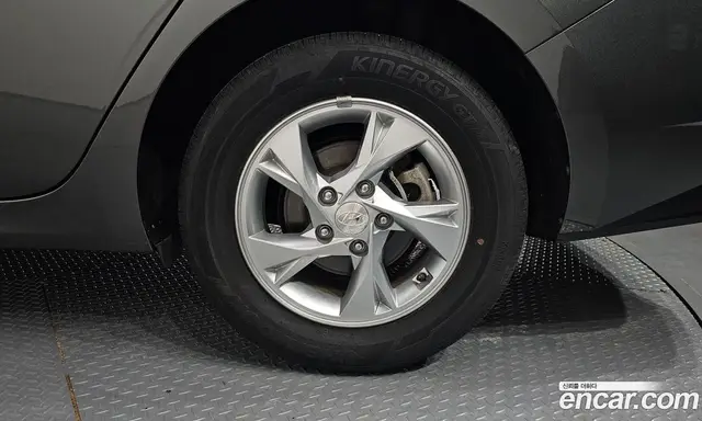 Hyundai Avante 2022 1.6 автомат (гидро), миниатюра 7