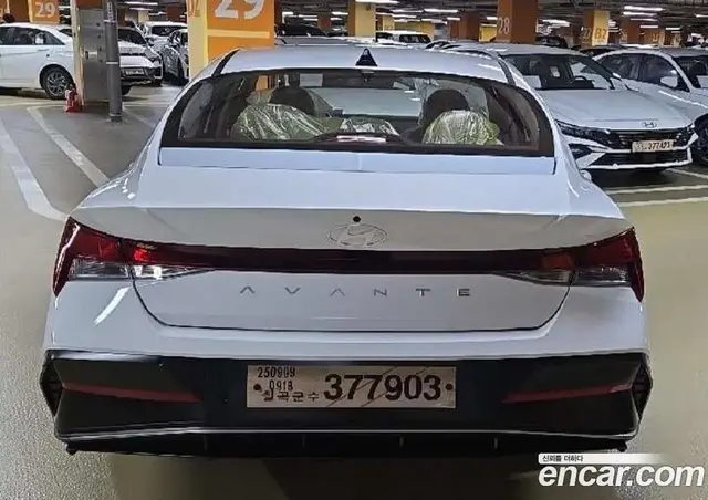 Hyundai Avante 2025 1.6 автомат (гидро), миниатюра 3