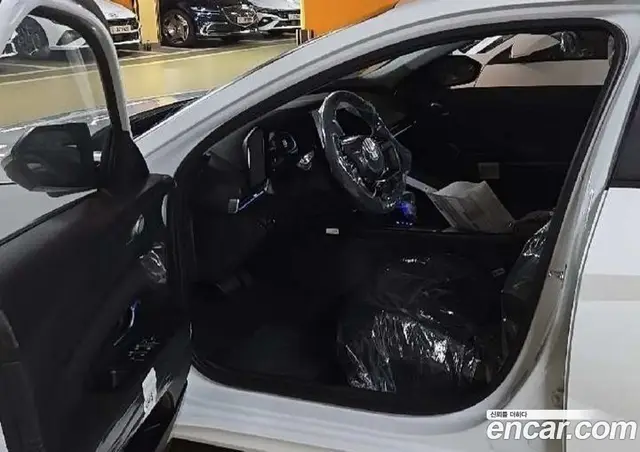 Hyundai Avante 2025 1.6 автомат (гидро), миниатюра 4