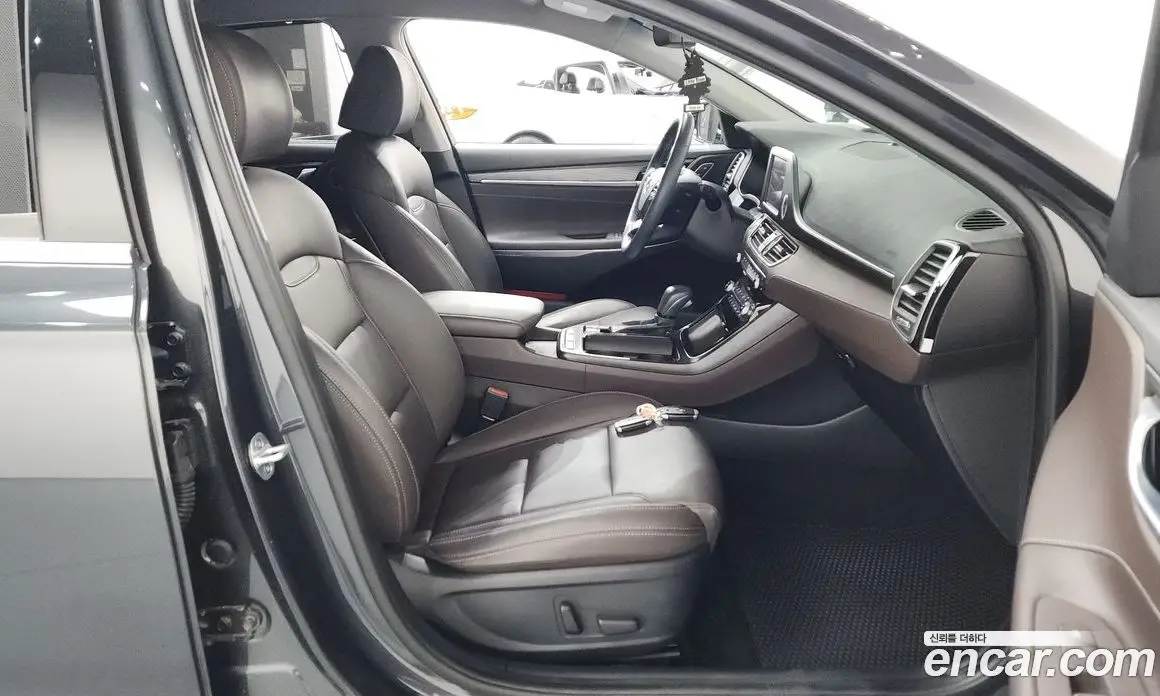 Hyundai Grandeur 2017 2.4 автомат (гидро), фото 15