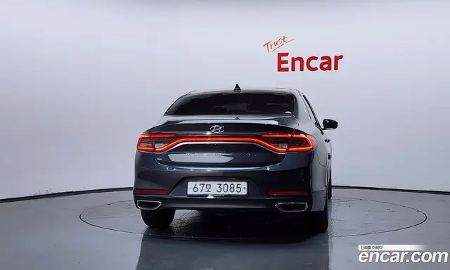 Hyundai Grandeur 2017 2.4 автомат (гидро), миниатюра 3
