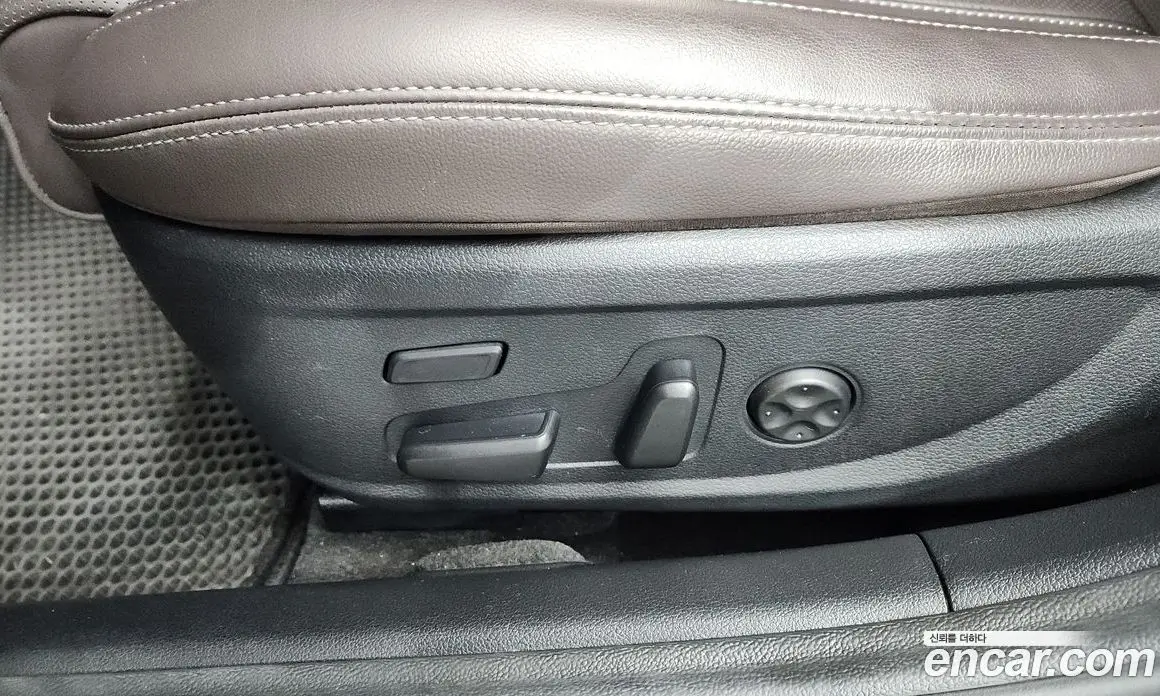 Hyundai Grandeur 2017 2.4 автомат (гидро), фото 30