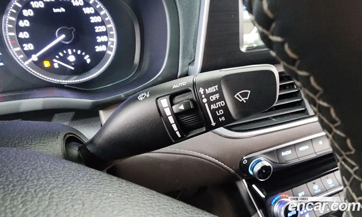 Hyundai Grandeur 2017 2.4 автомат (гидро), фото 33
