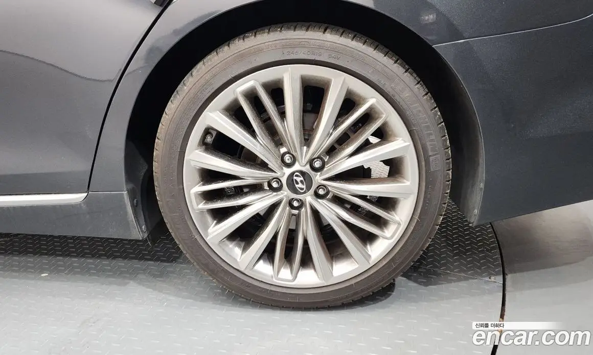 Hyundai Grandeur 2017 2.4 автомат (гидро), фото 6