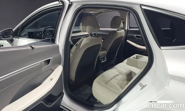 Hyundai Sonata 2023 1.6 автомат (гидро), миниатюра 12