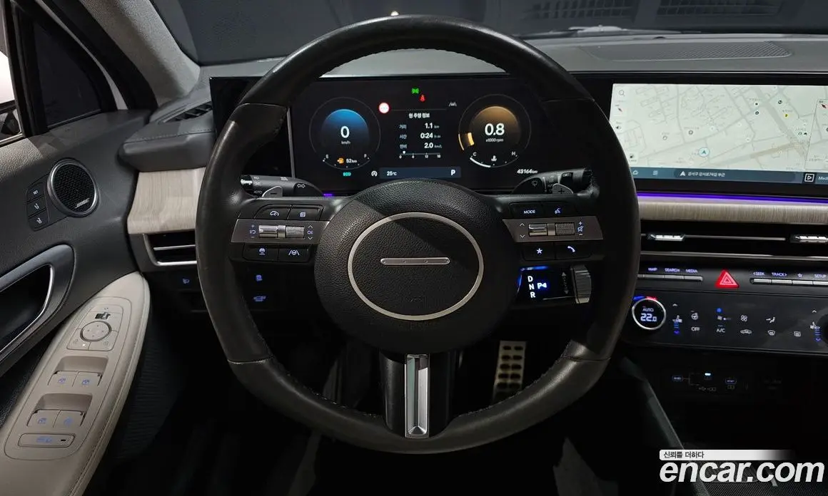 Hyundai Sonata 2023 1.6 автомат (гидро), фото 13