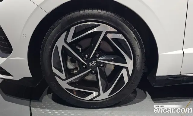 Hyundai Sonata 2023 1.6 автомат (гидро), миниатюра 5