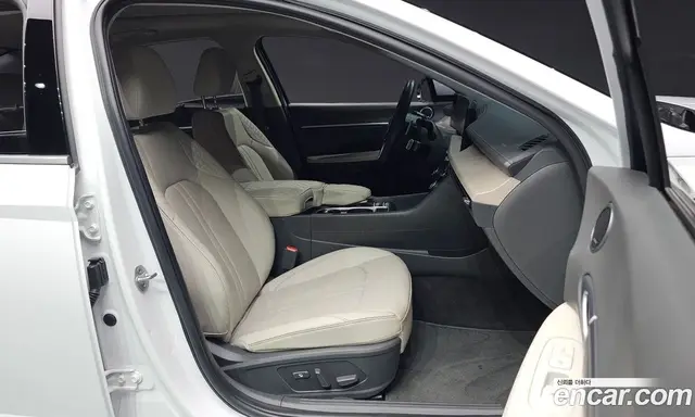 Hyundai Sonata 2023 1.6 автомат (гидро), миниатюра 10