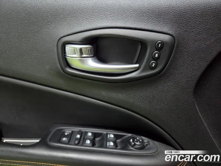 Jeep Compass 2021 2.4 автомат (гидро), фото 16