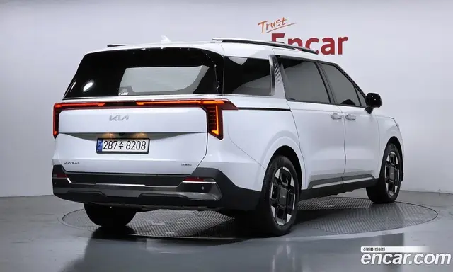 Kia Carnival 2024 1.6 автомат (гидро), миниатюра 2