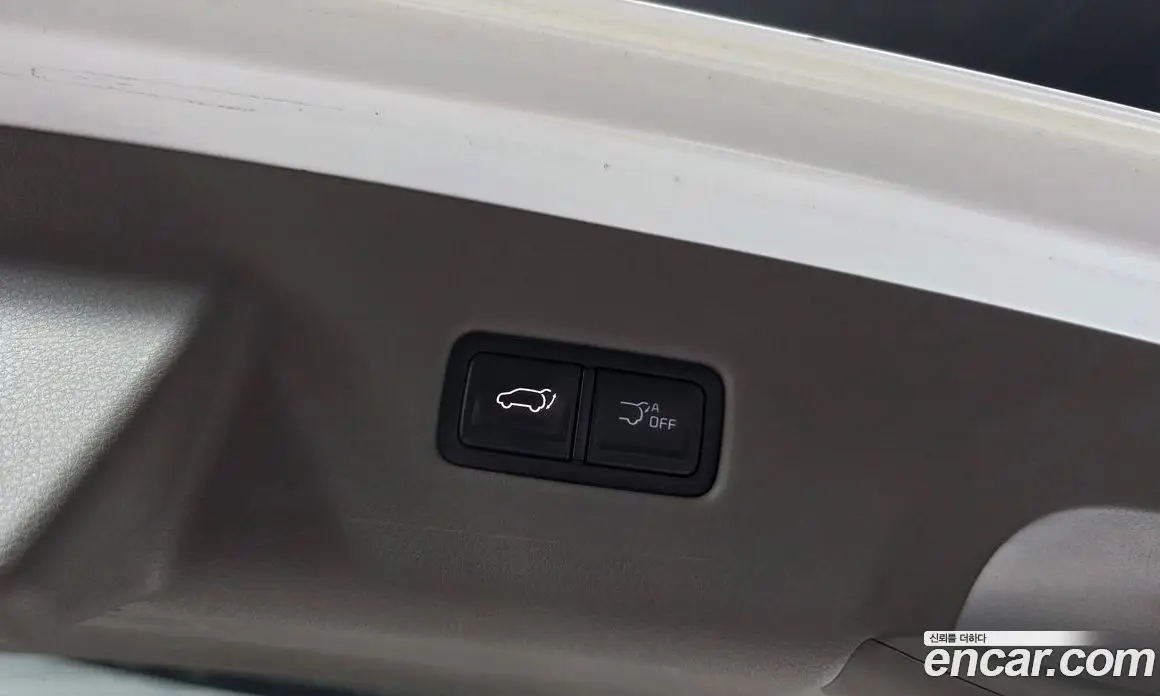 Kia Carnival 2024 1.6 автомат (гидро), фото 28