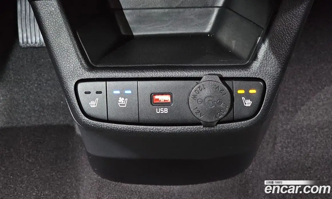 Kia Ray 2022 1.0 автомат (гидро), фото 22