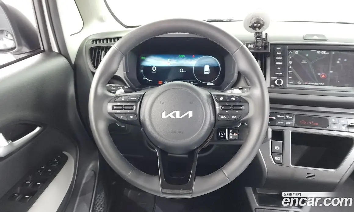 Kia Ray 2024 0.1 автомат (гидро), фото 19
